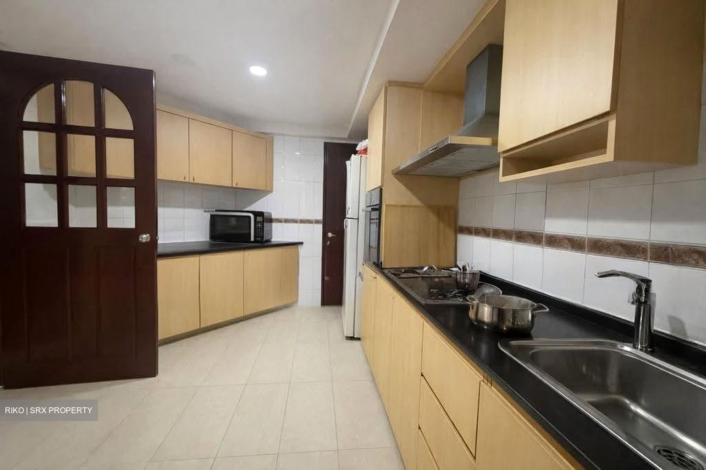 Melville Park (D18), Condominium #637650951